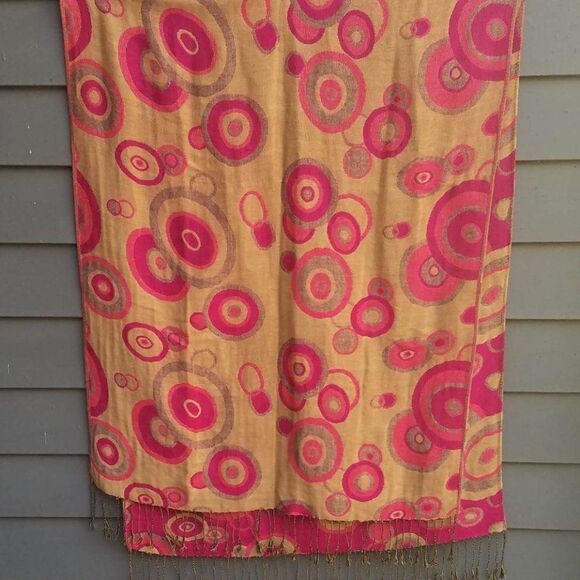 100% Pashmina Pinkish Red Gold Circles Print Reversible  26"x 72" - Picture 9 of 9